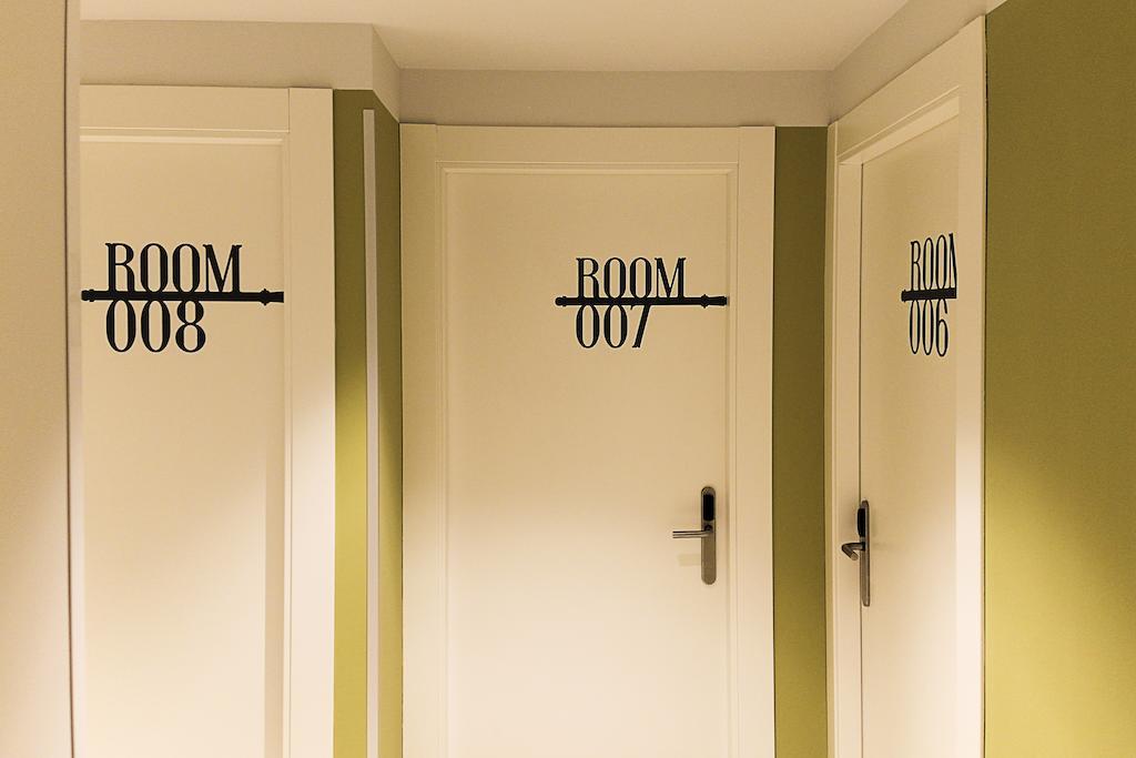 Room018Bcn — Photos 3